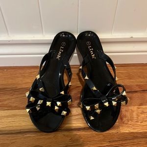 Like New Girls Rock Stud Flip Flops